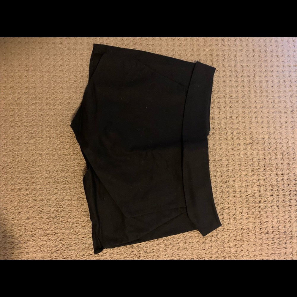 Black skort from aritzia